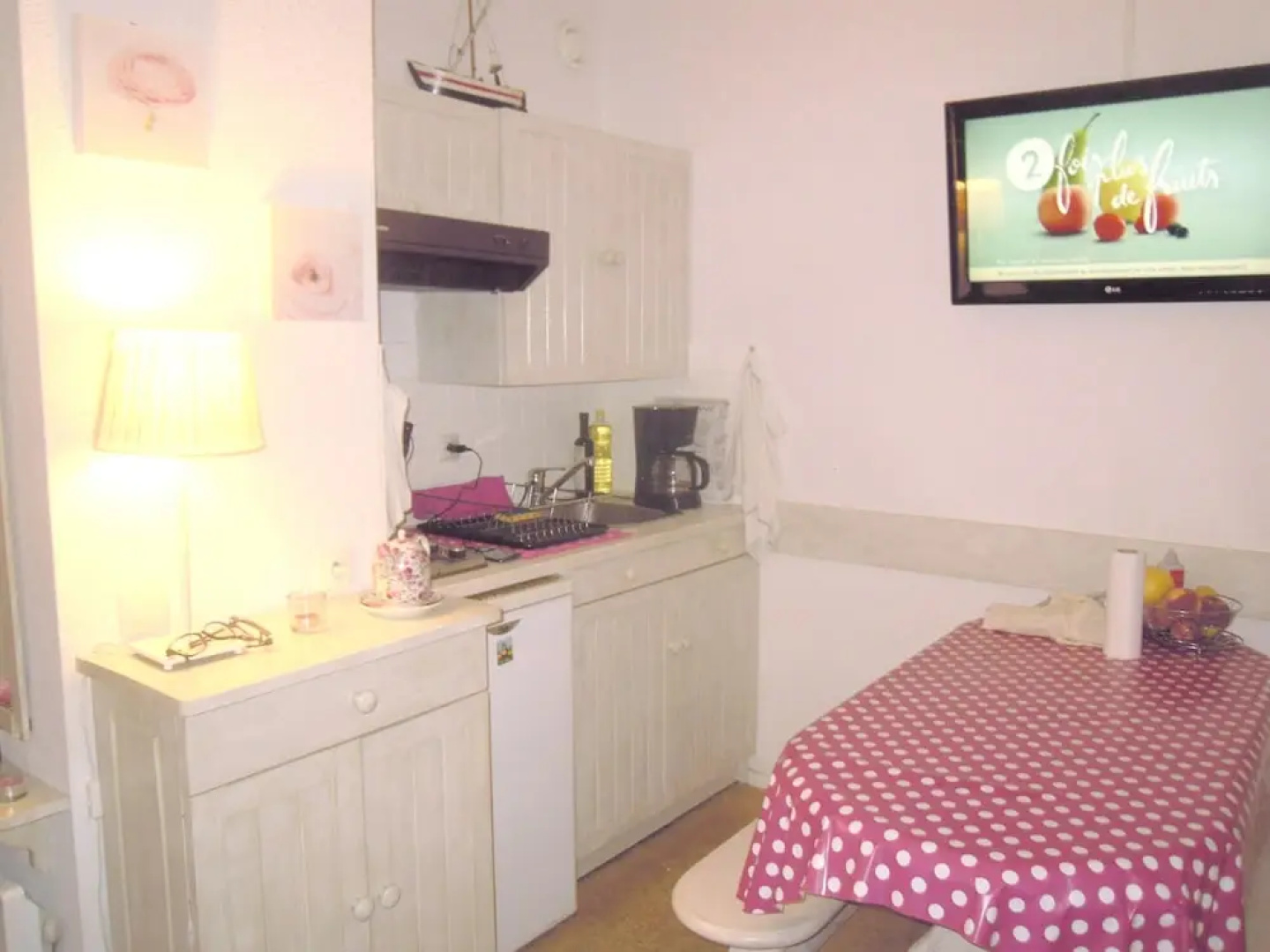 Studio in Leucate, With Balcony - 250 m From the Beach