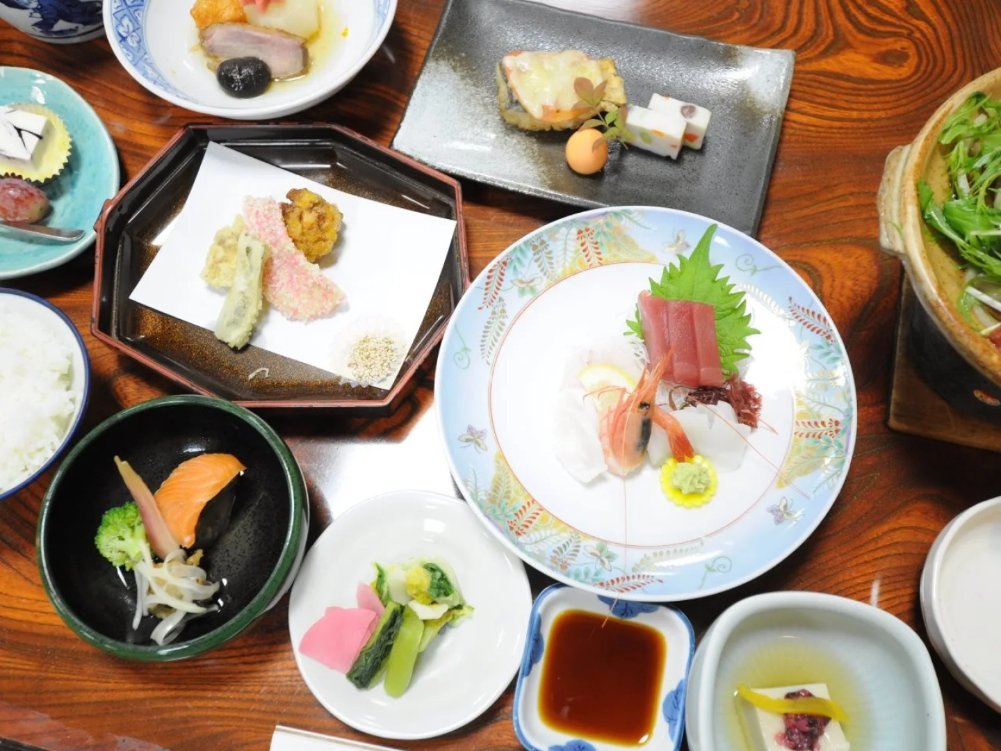 Kishu Tetsudo Atami Hotel