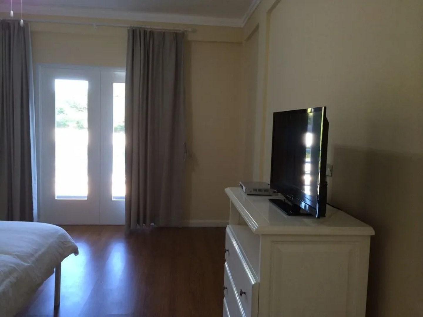 Three Finger Jack Hotel