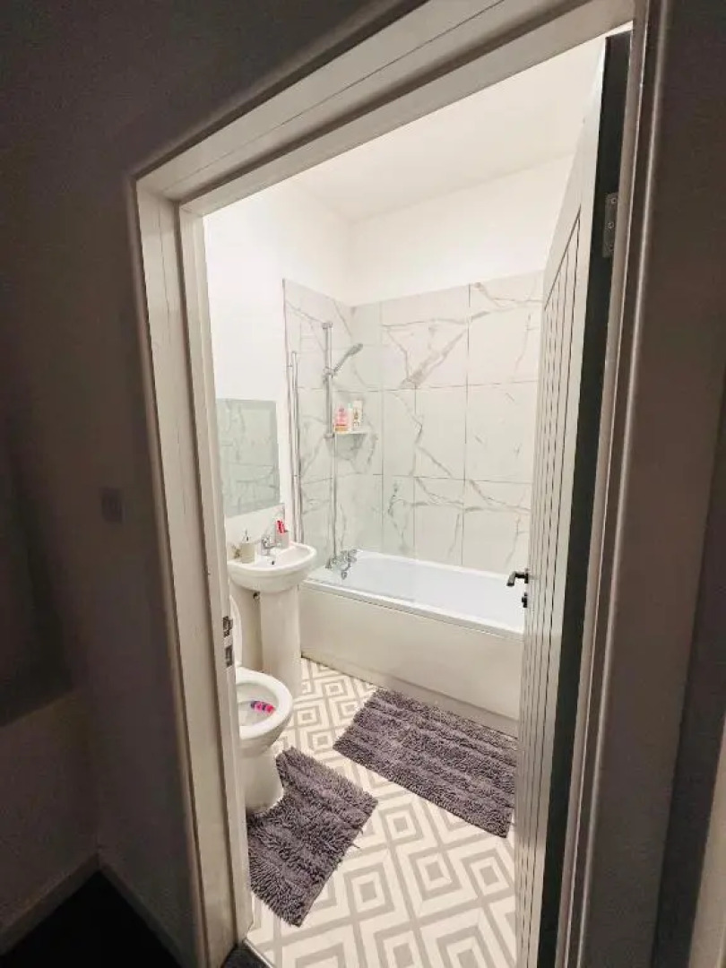 City Blessed Aptm 2 with free parking