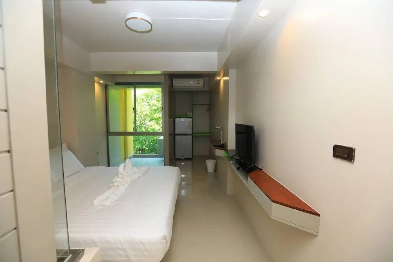A Room Bangkok Sathorn