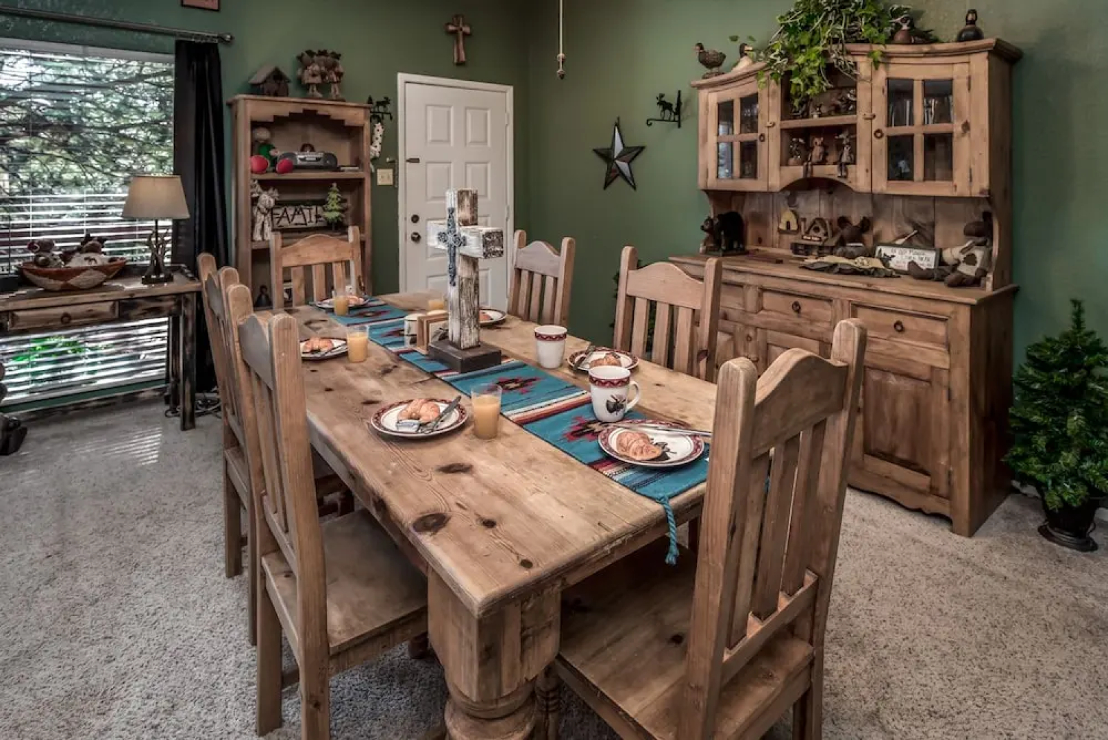MOOSE3 - Three Bedroom Townhome
