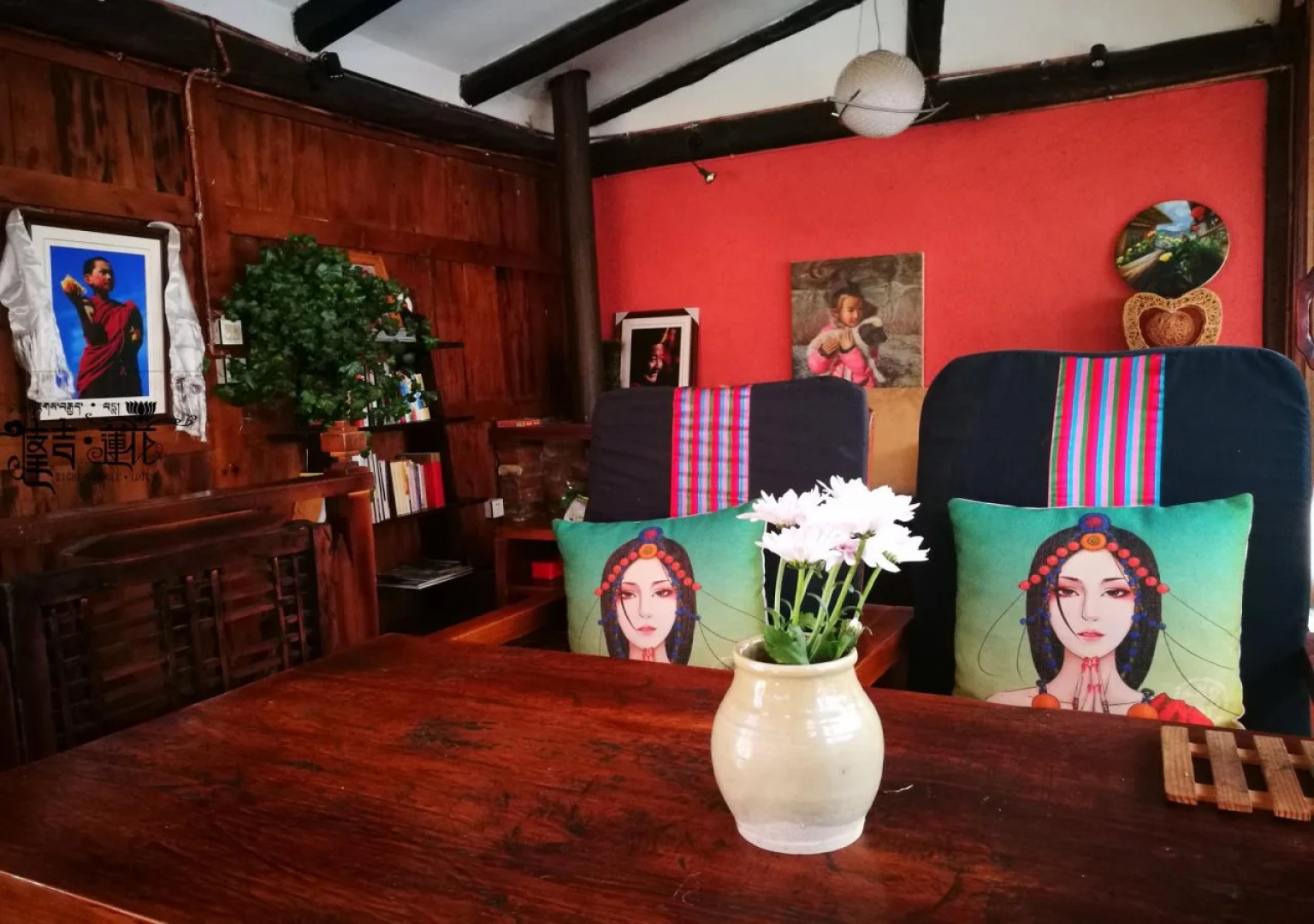 Shangri-La Eight Symbole Lotus Inn