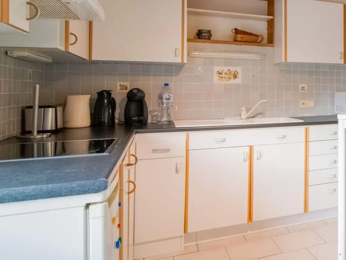 Cottage in Vaux-sur-sure With Garden