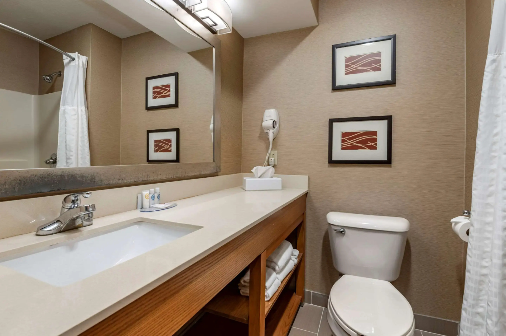 Comfort Inn & Suites Napoleon