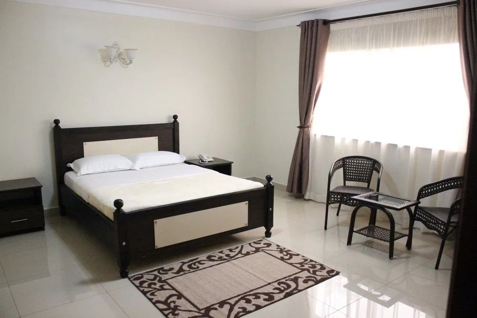 Marie's Royale Hotel