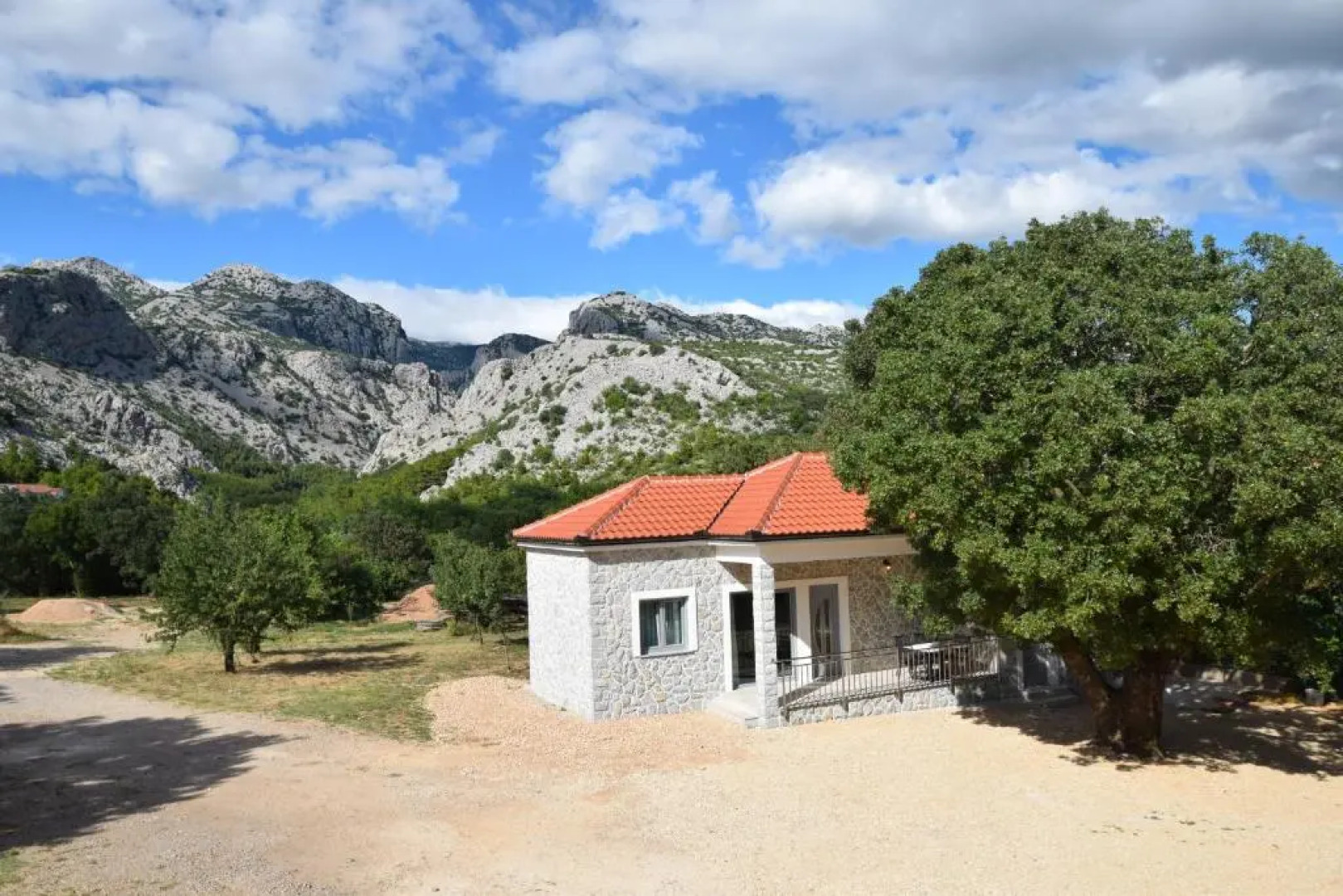 Apartment Anića Kuk