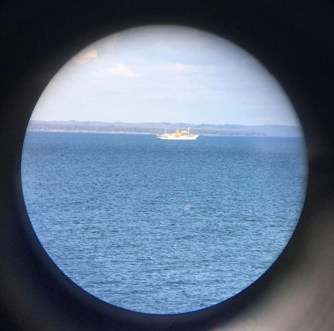 Charming 2-bedroom 12H Ocean Retreat, Summerhouse