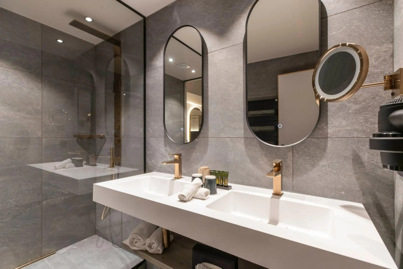 Van der Valk Waterloo