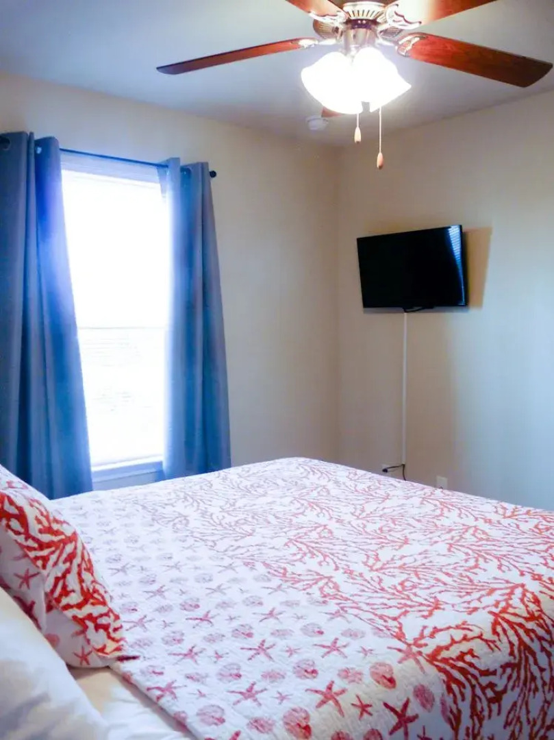 Southern Charm by RedAwning