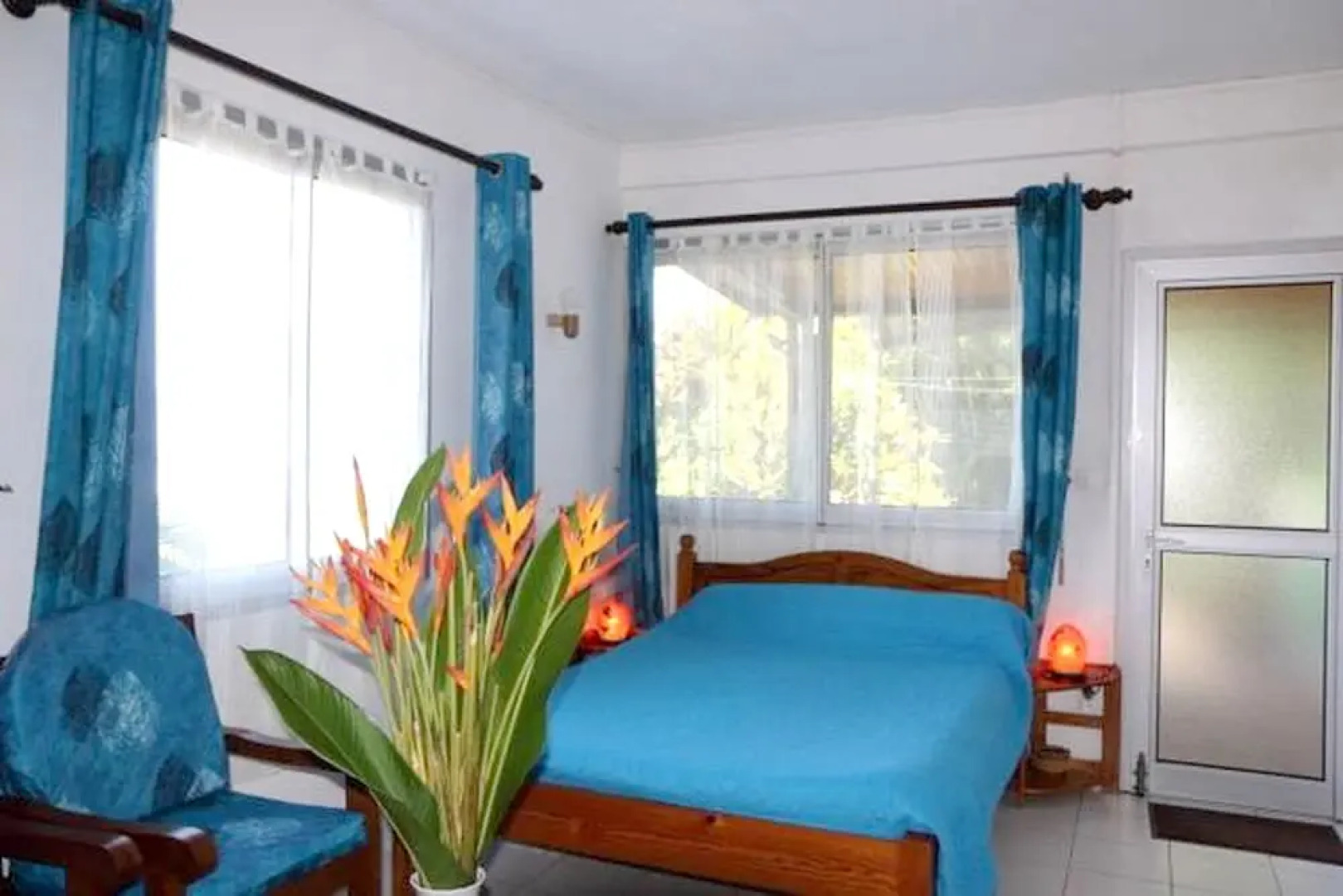 Studio In Petite Ile With Wonderful Sea View Furnished Garden And Wifi 4 Km From The Beach