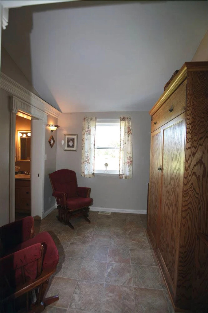 Highland Breeze Accommodations