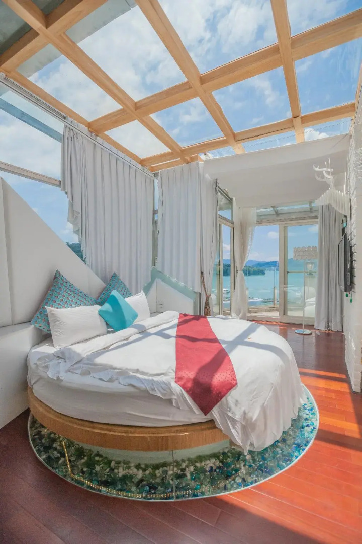 Shuian Lakeside Hotel