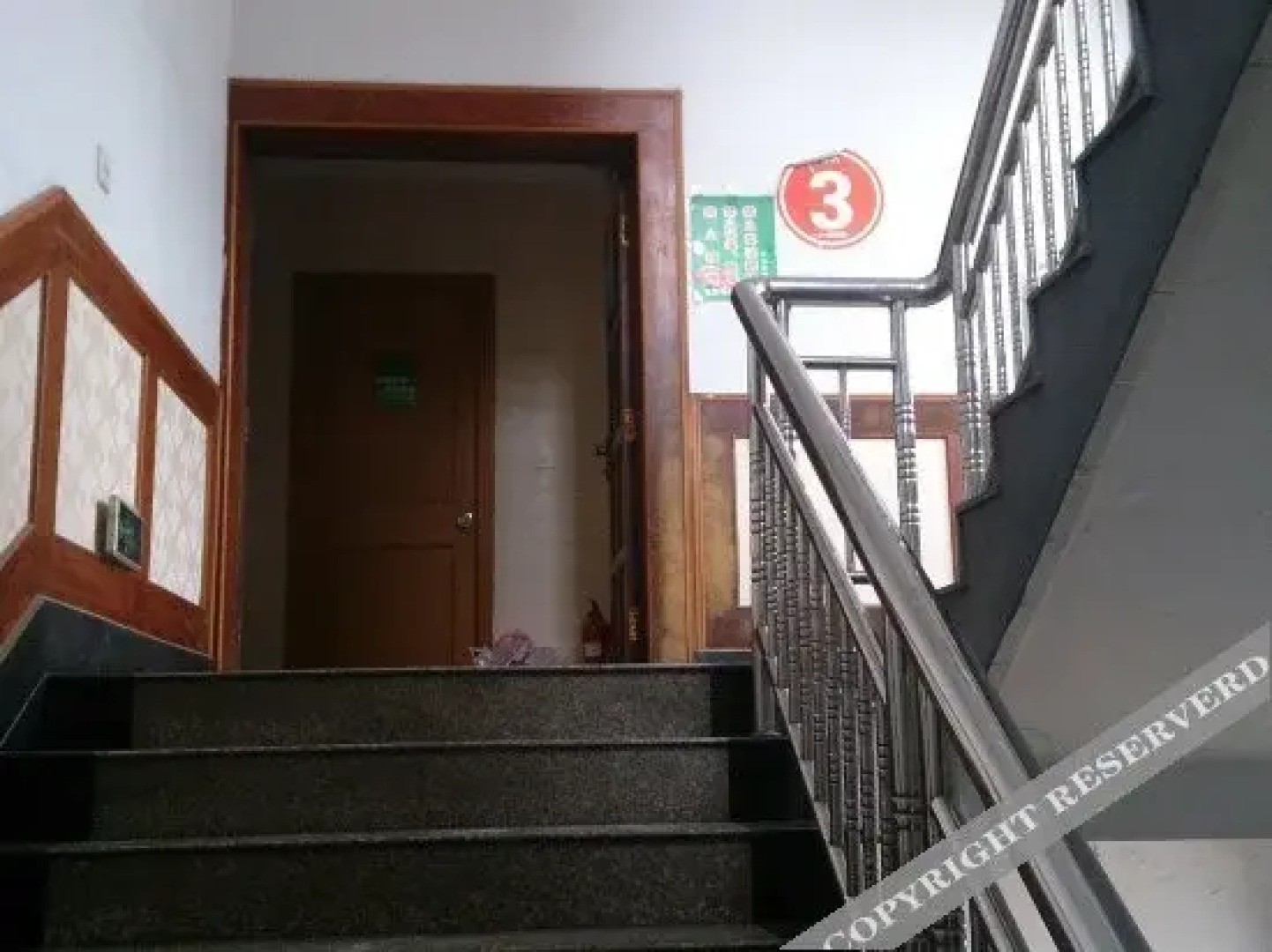 Hengdian Wan Chun Lou Inn