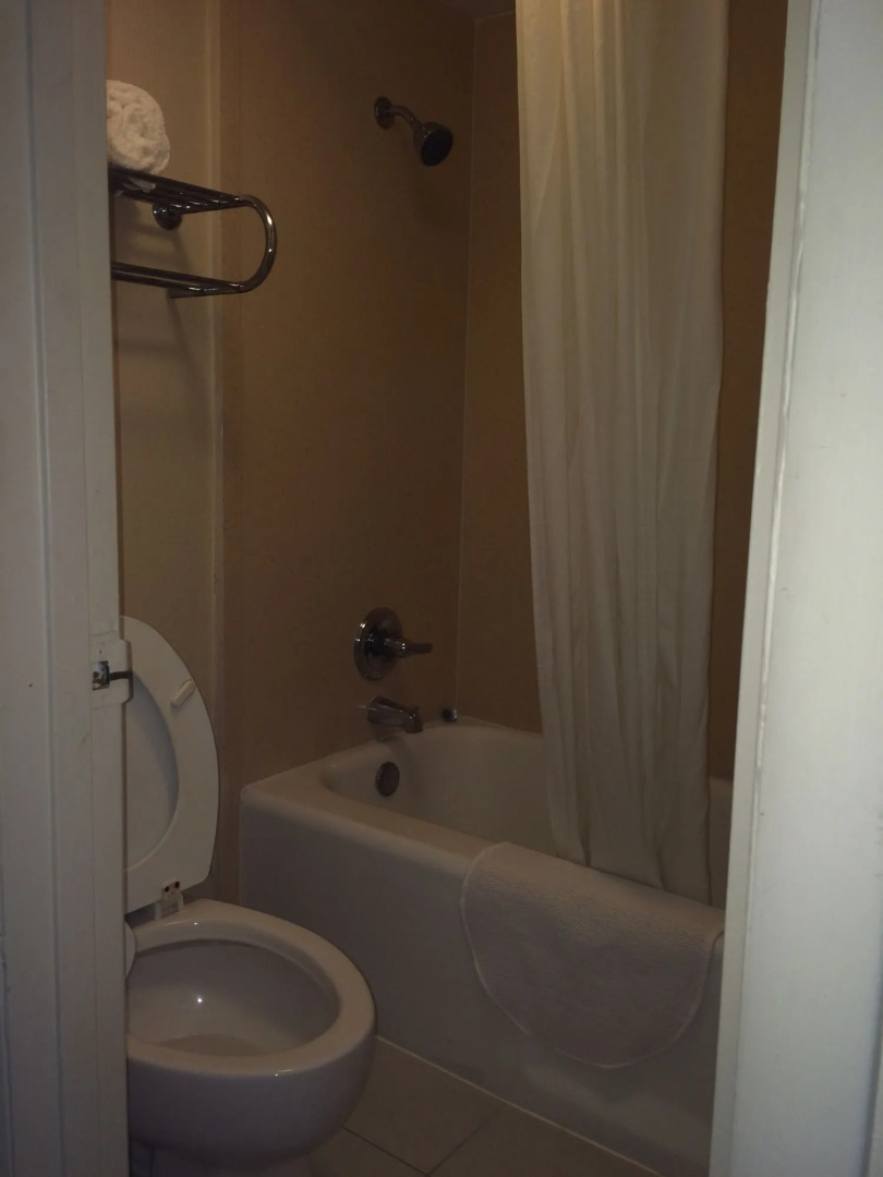 Executive Garden Titusville Hotel