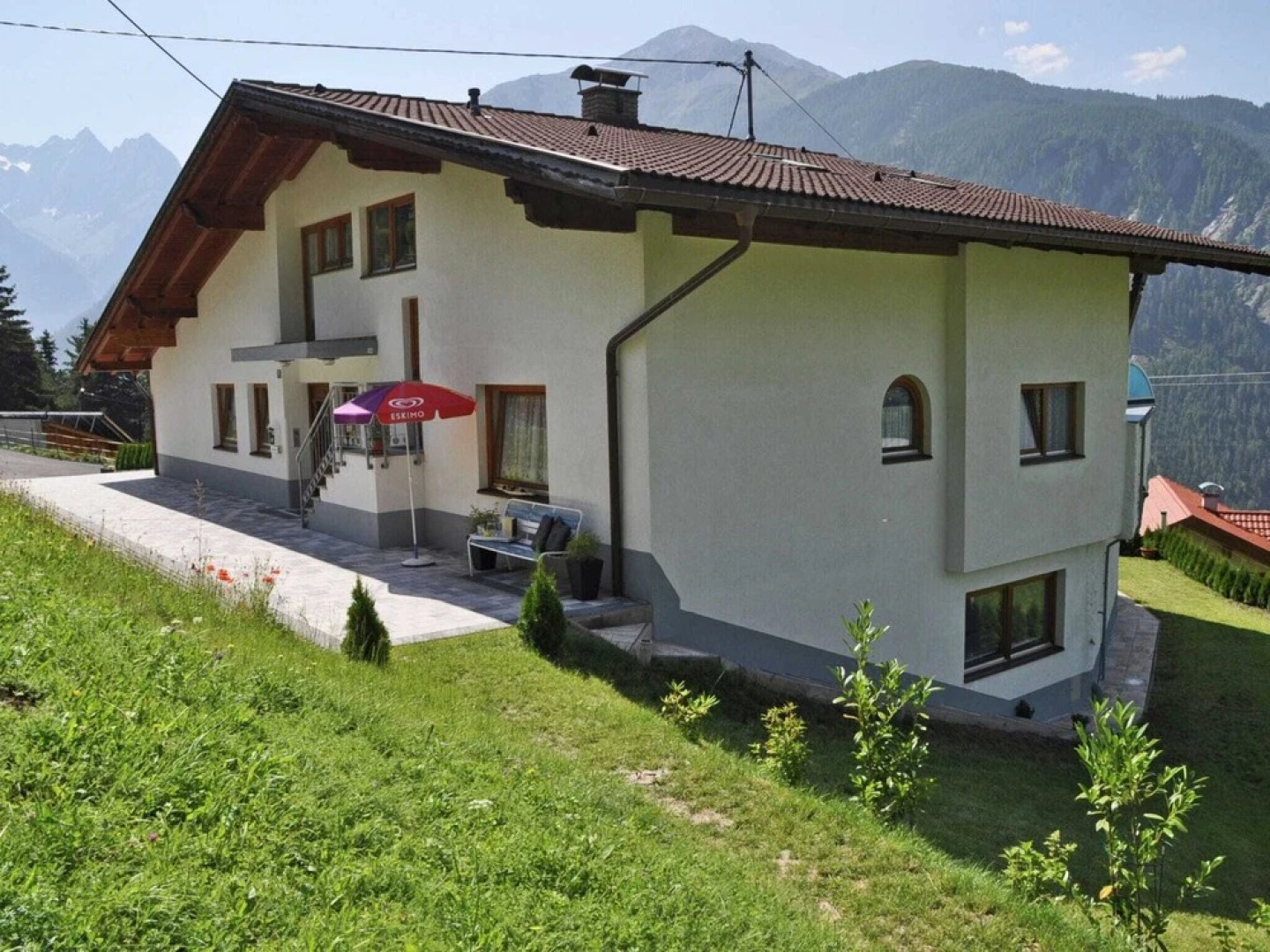 Apartment With Terrace, Ideal for Skiers