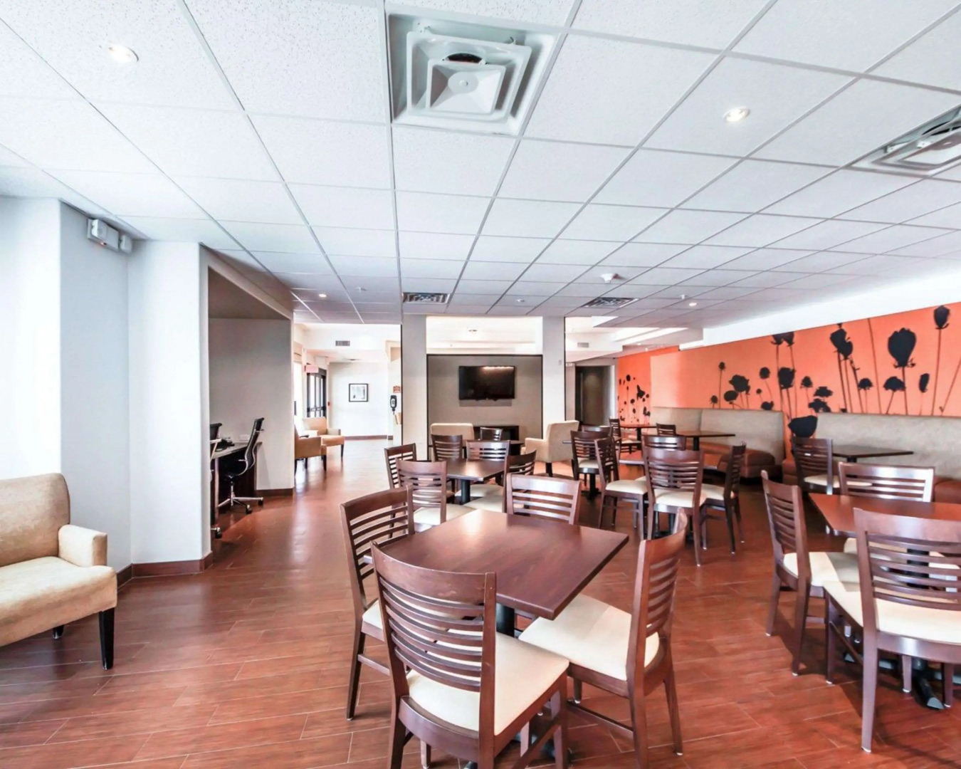 Sleep Inn & Suites Hennessey