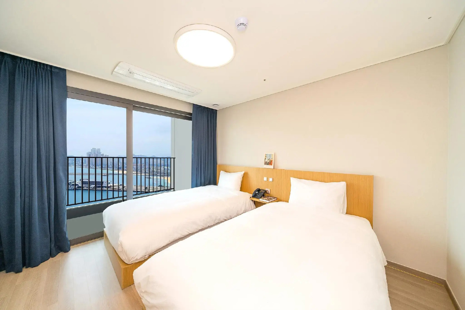 Sokcho I Park Suite Hotel and Resort