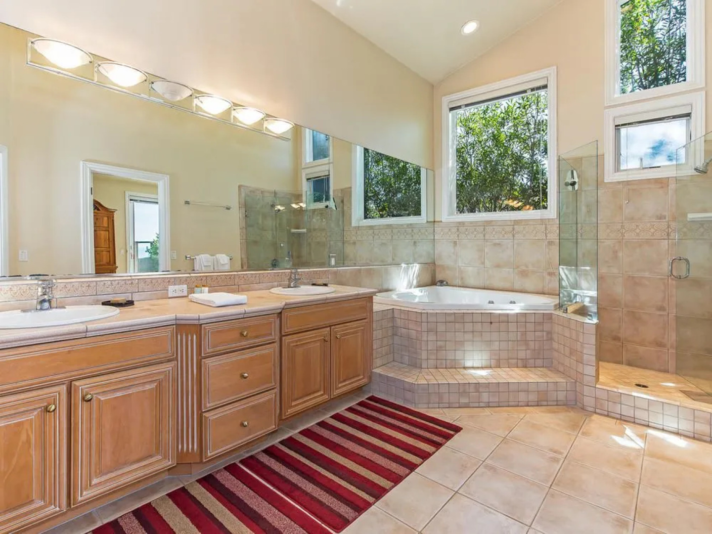 Ariel formerly Tre Sorelle by RedAwning