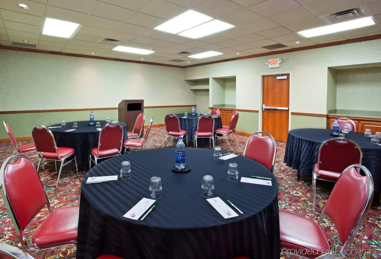 Holiday Inn Hotel & Suites Cincinnati - Eastgate by IHG