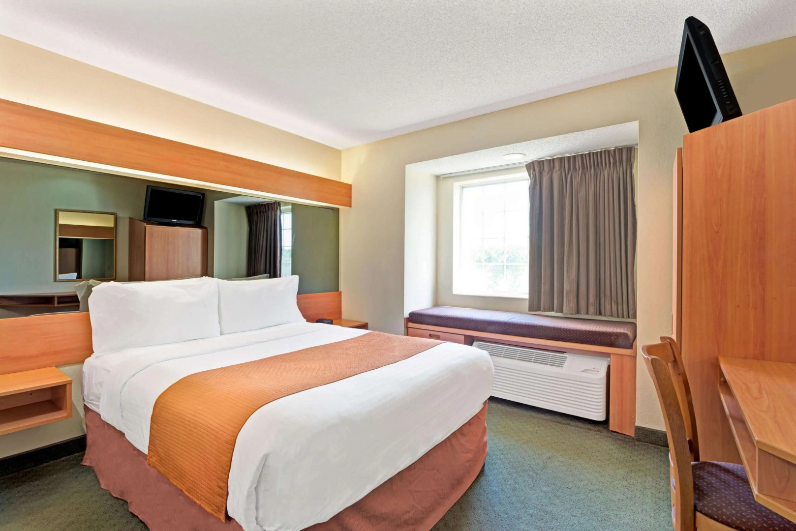 Microtel Inn & Suites by Wyndham Cordova Memphis I-40 East