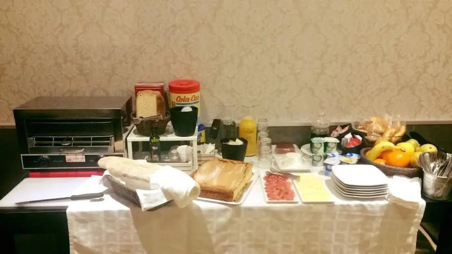 Hostal Restaurante Lugano