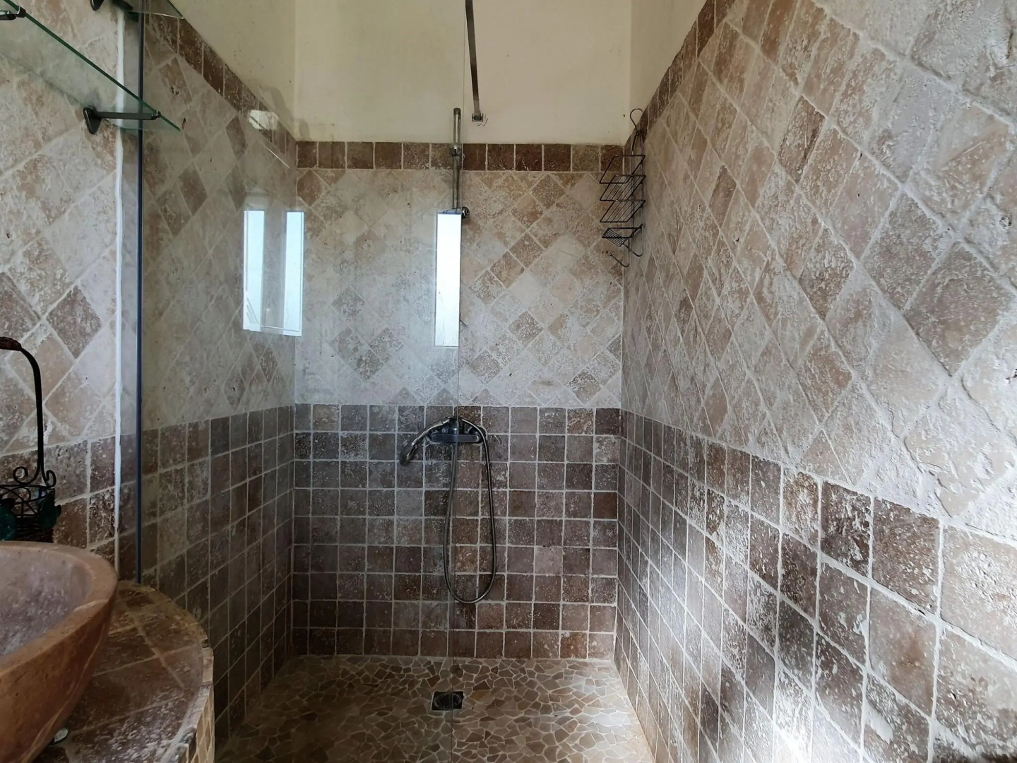 Majestic Villa in Homps With Private Pool
