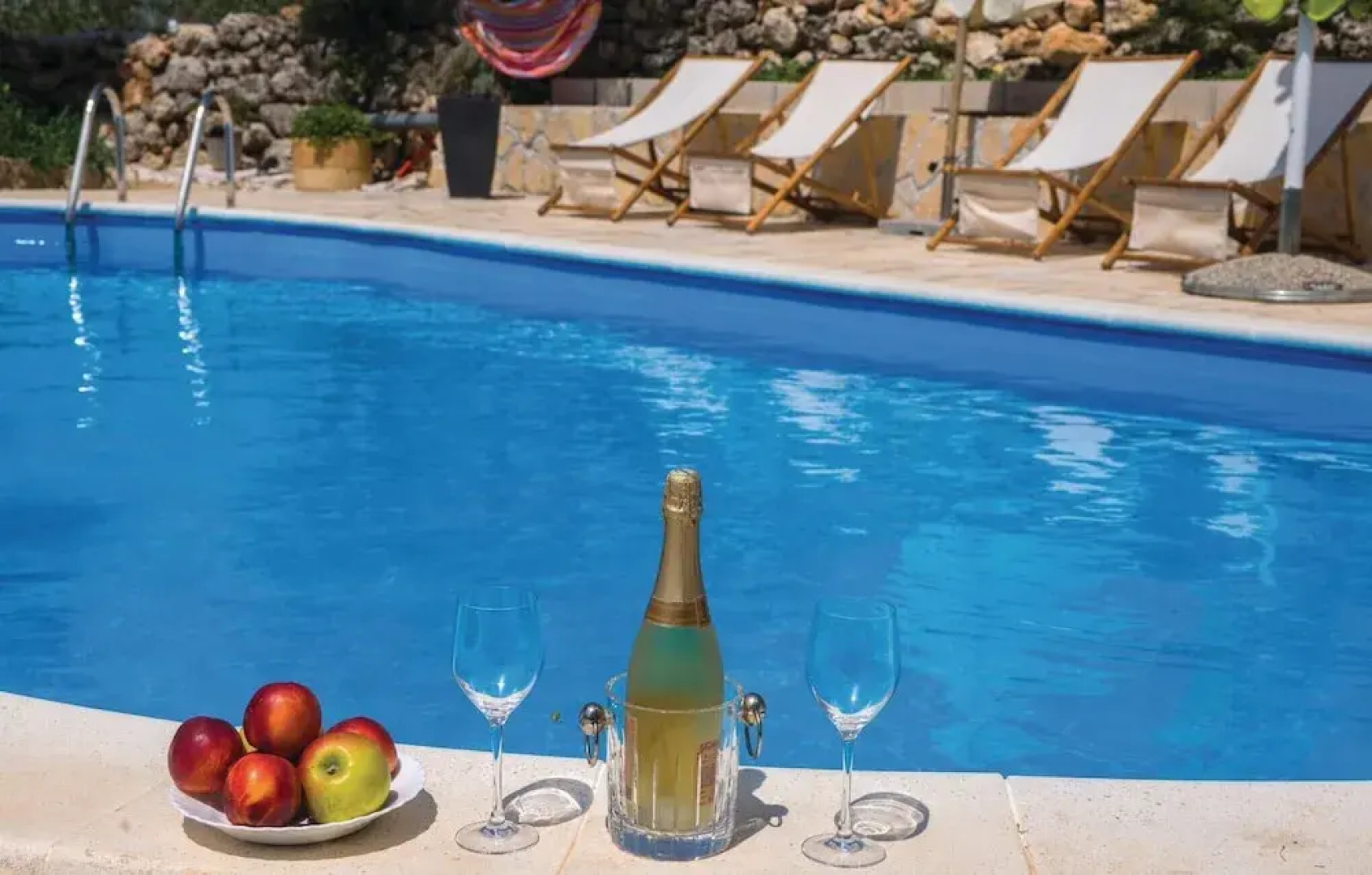 Stunning Home in Zdrelac With Wifi and 4 Bedrooms