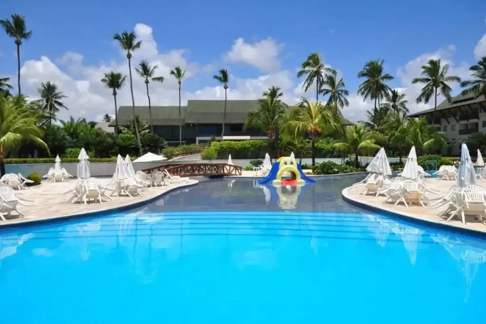 Flat Beach Class Resort