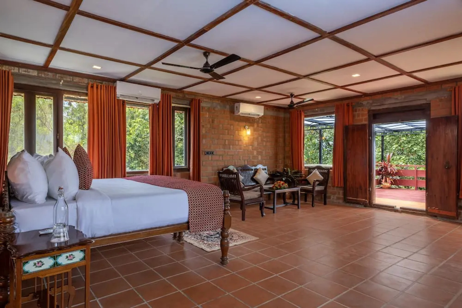 Amã Stays & Trails Lily Pad , Kumarakom