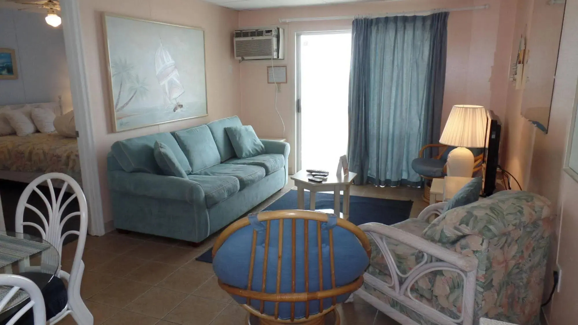 Windjammer Condominiums