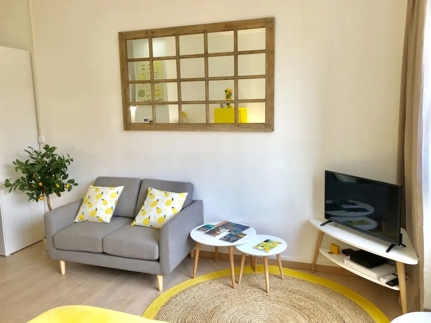 Yellow Lemon Tree - Appartement Centre Gares