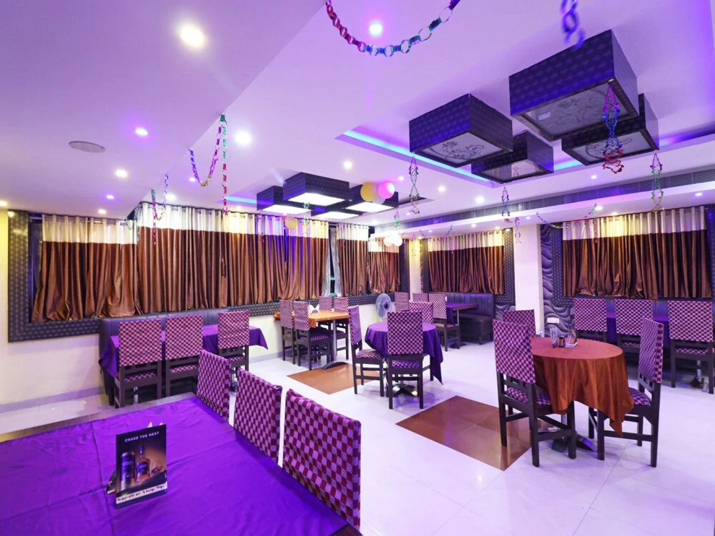 OYO 18838 Hotel Ta-tin