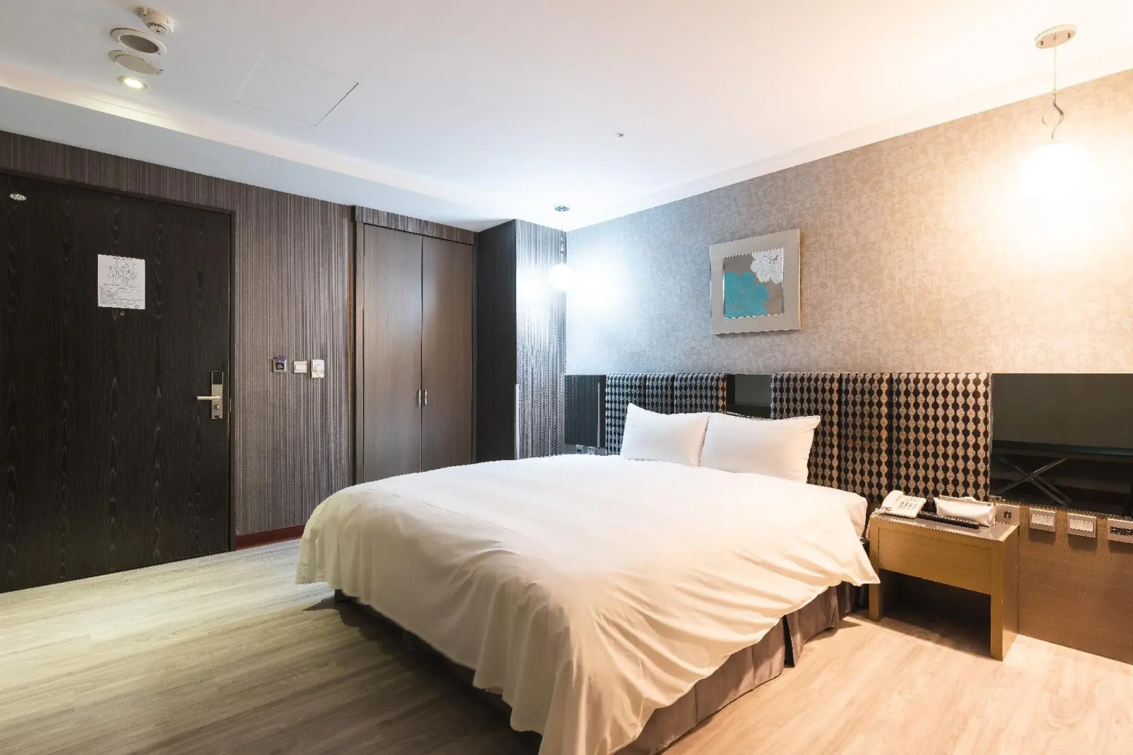 Shianghu Boutique Hotel