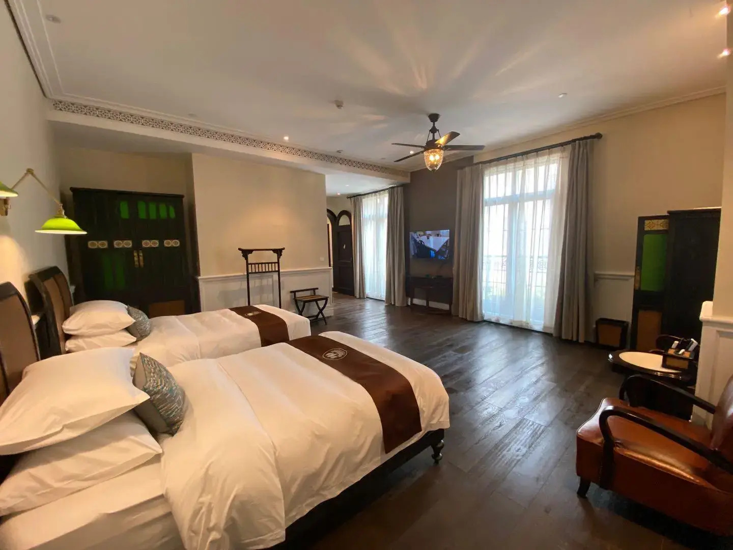 Guangzhou Nansha Stone Inn