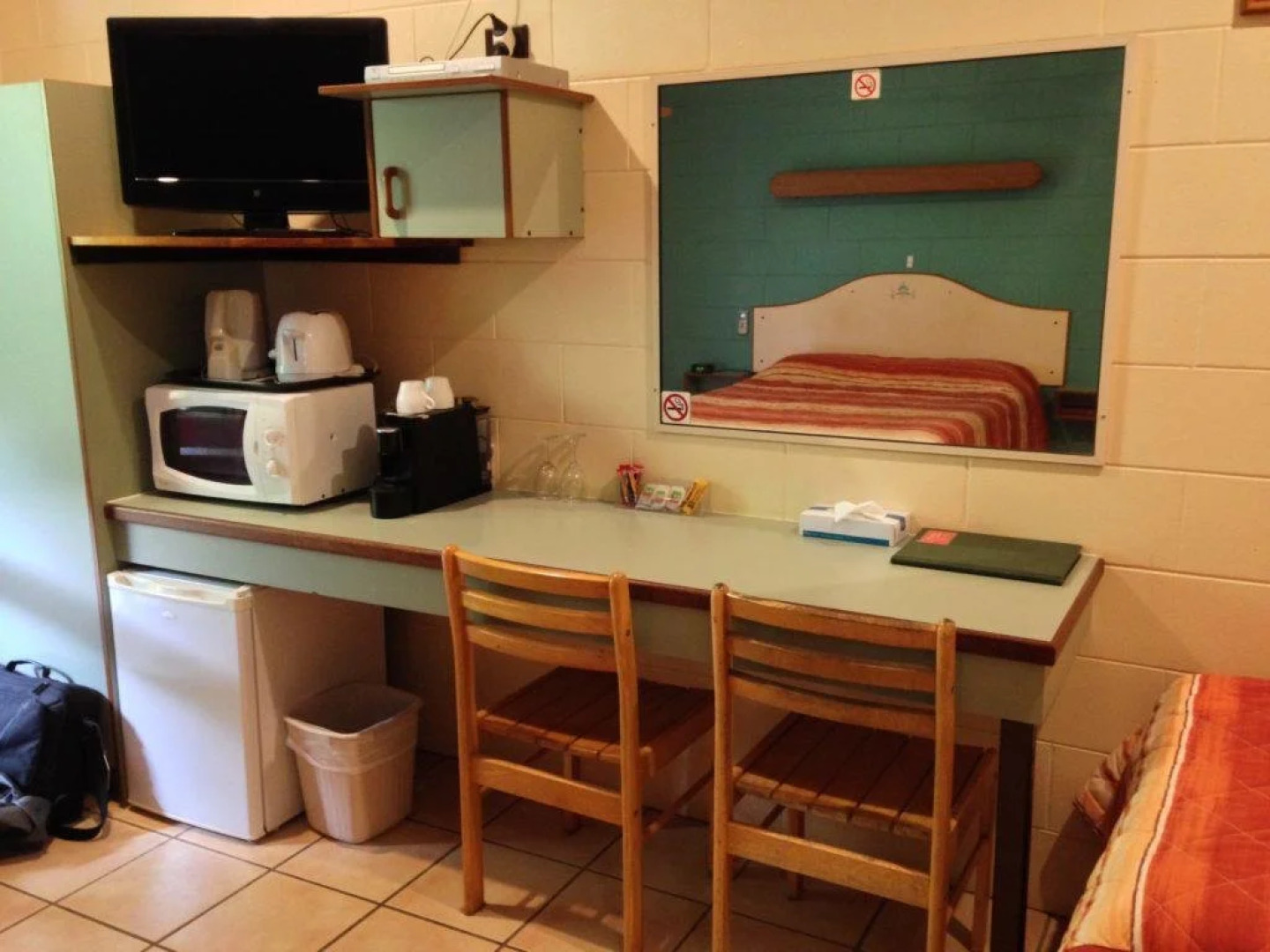 Curtain Fig Tree Motel