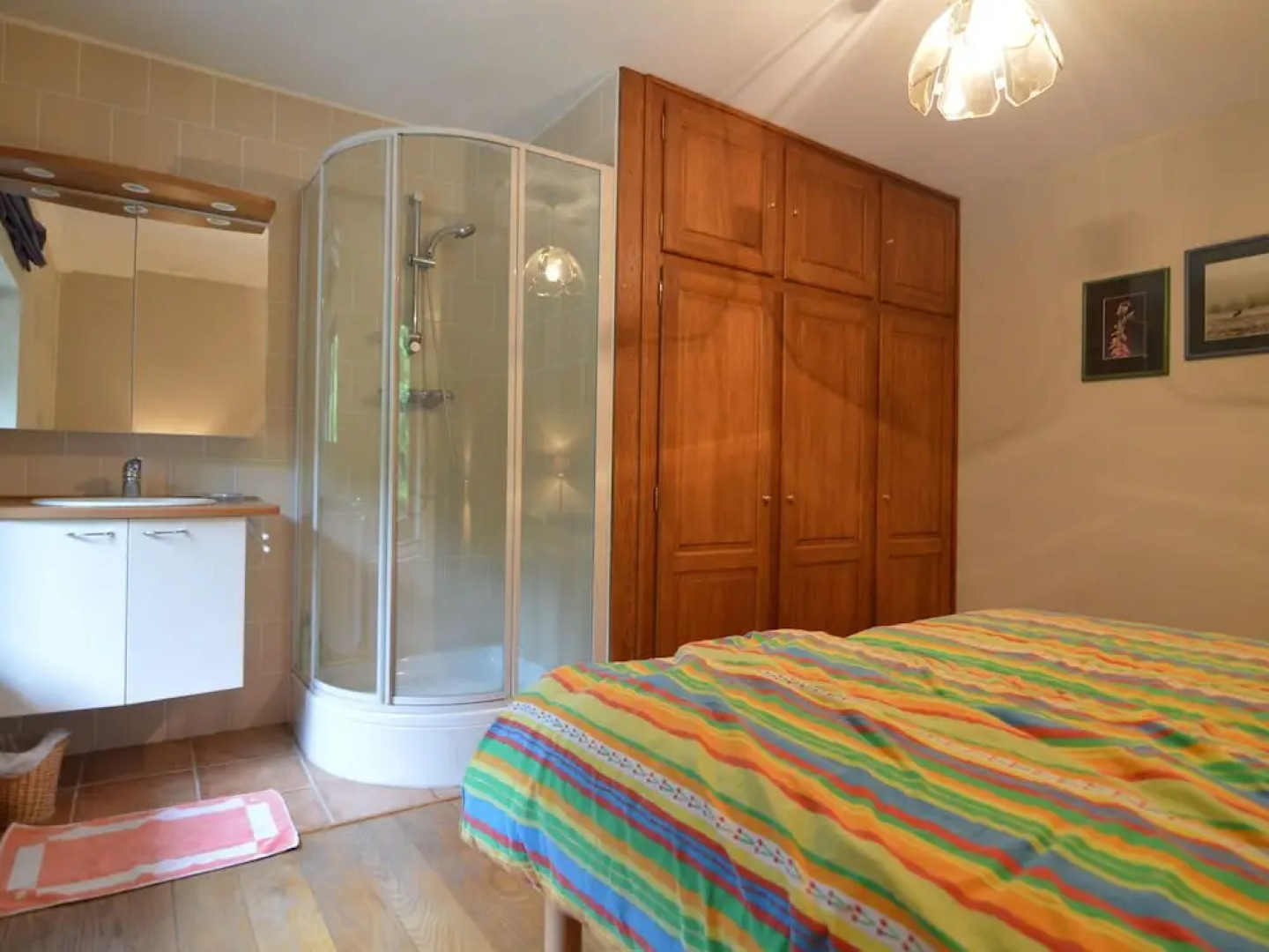 Spacious Holiday Home in Herbeumont near Forest