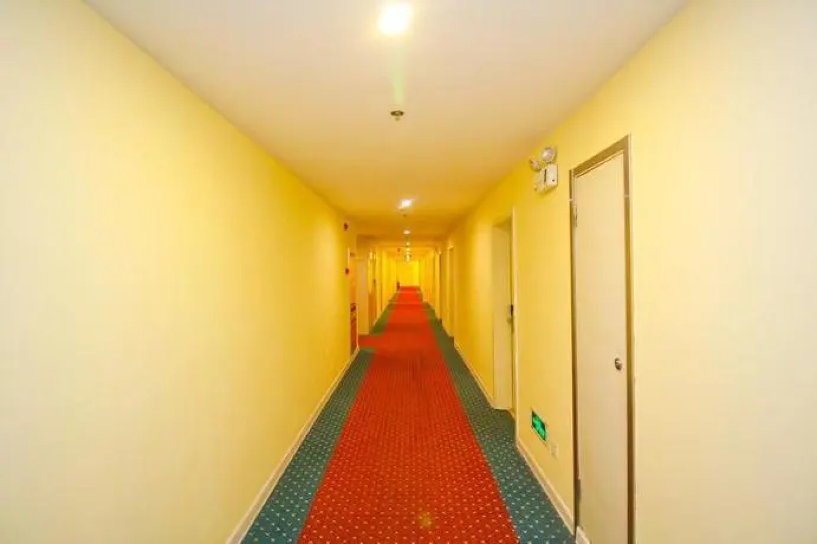 Home Inn Bus Station