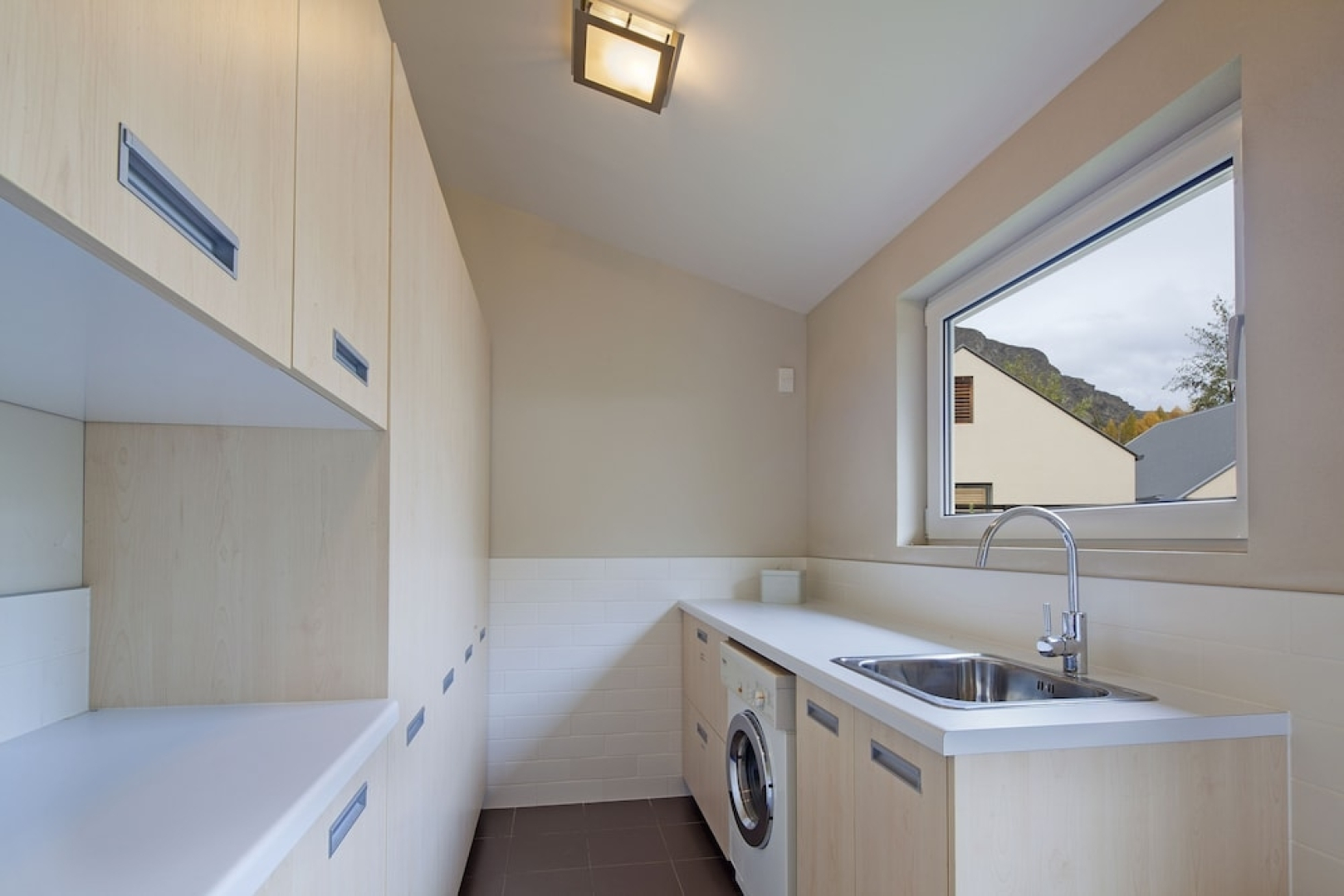 Arthurs Point Mountain Hideout