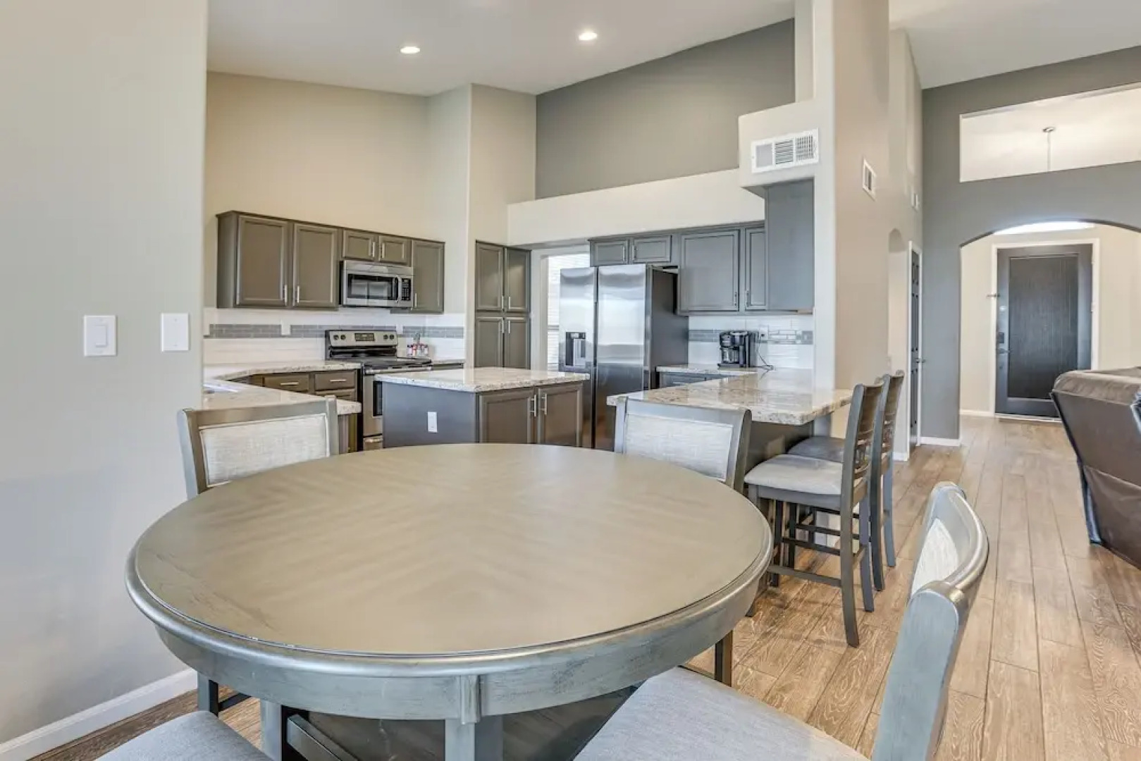 Fenced Backyard Oasis: Pet-friendly Avondale Home