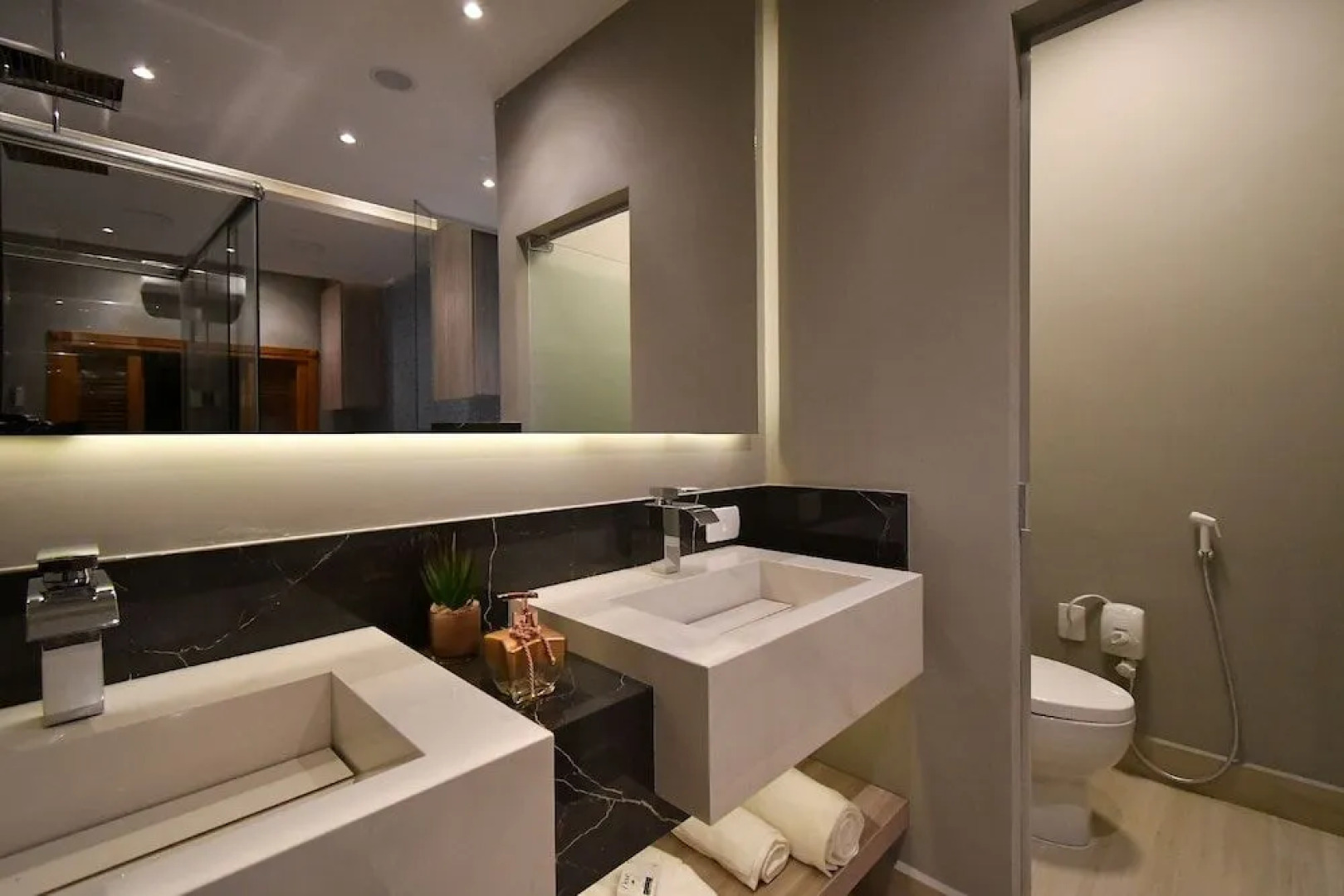 Chão De Folhas Pousada