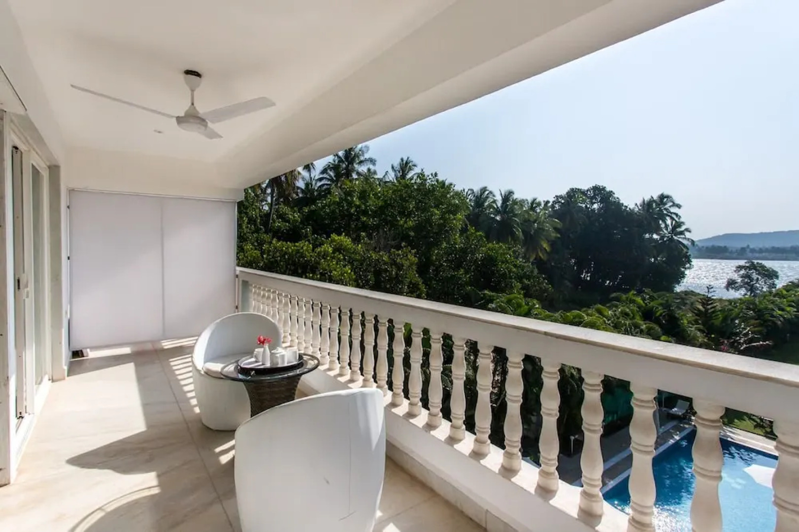 Safira River Front Resort