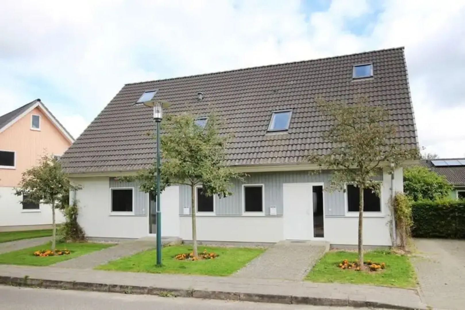 Cottage in Muritz Park Near 1,000 Lakes