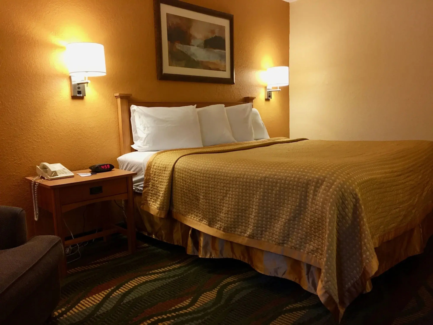 Travelodge by Wyndham Muskegon