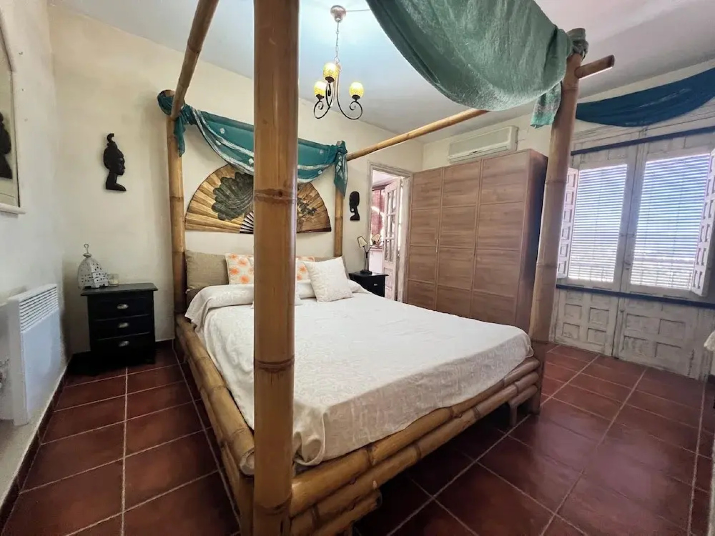 Cd-2102 · Three Bedroom Townhouse