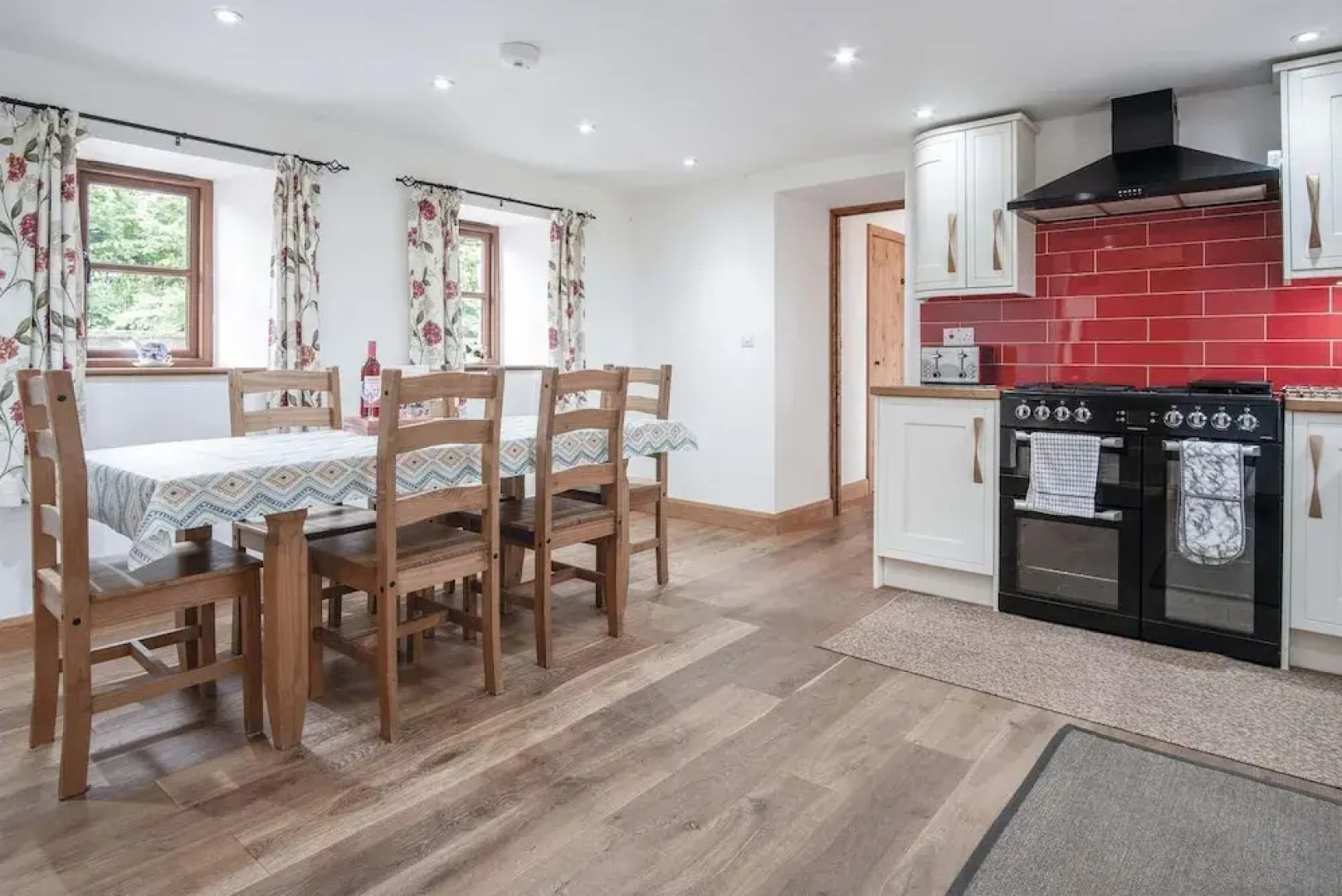 The Stables - 3 Bedroom Cottage - Beavers Hill