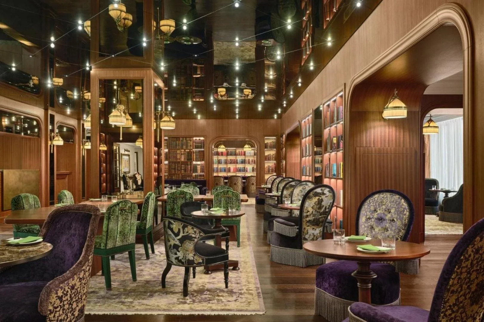 Maxwell Reserve Singapore, Autograph Collection