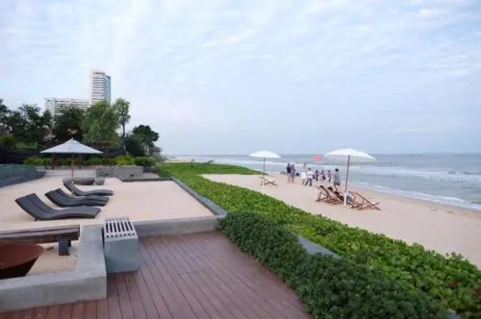 Baan Thew Thalay Aquamarine Cha-am