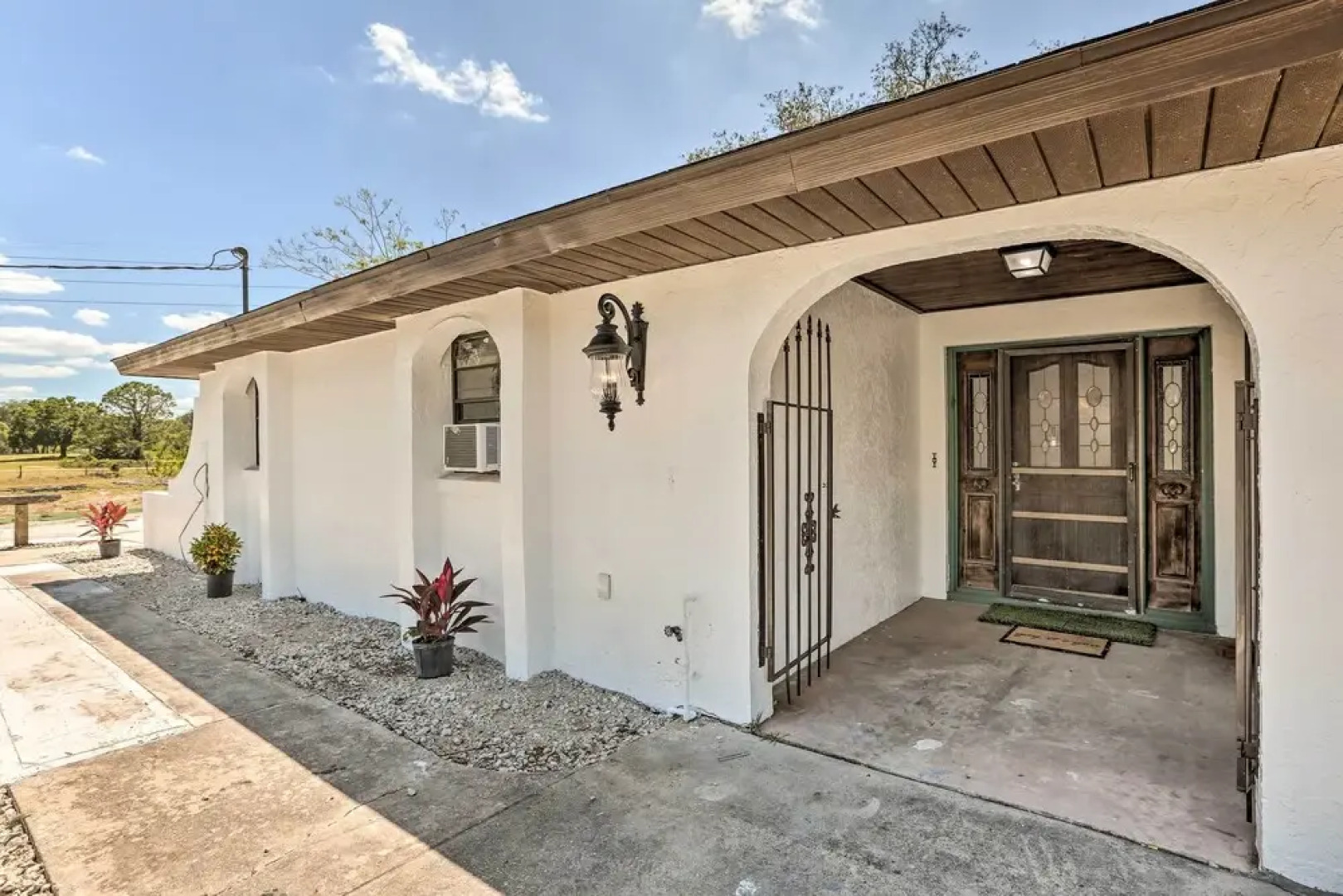 Pet-friendly 'raceway Ranch' w/ Patio & Grill