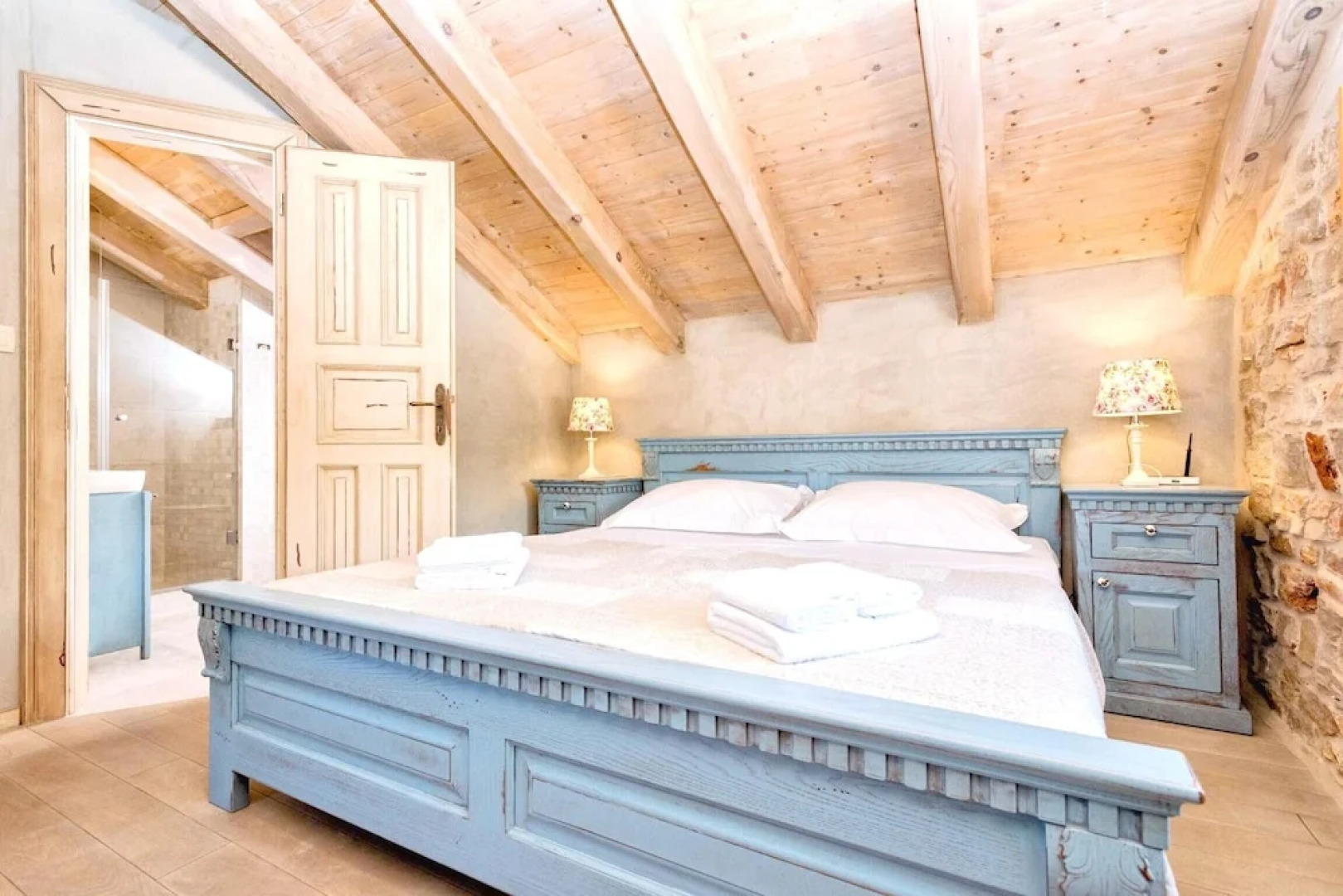 Villa With 5 Bedrooms in Stari Grad, With Private Pool, Enclosed Garden and Wifi Near the Beach